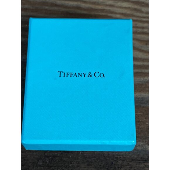 Tiffany & Co Sterling Silver Powder Compact Mirror Monogrammed  w/ Box & Pouch - Picture 8 of 16